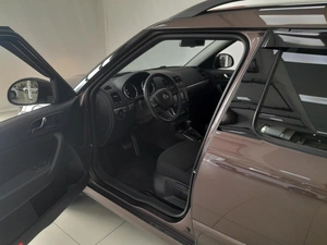 Внедорожник Skoda Yeti 2014 года, 1580000 рублей, Смоленск