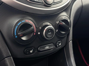 Седан Hyundai Solaris 2014 года, 868000 рублей, Орёл