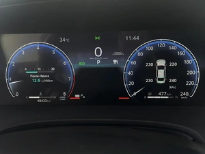 Седан Toyota Camry 2024 года, 3557000 рублей, Красный Пахарь