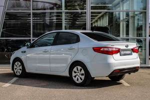 Седан Kia Rio 2013 года, 730000 рублей, Ярославль
