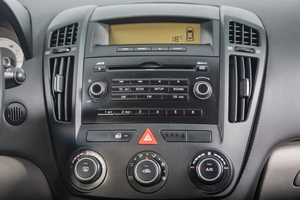 Хетчбэк Kia Ceed 2007 года, 709000 рублей, Томск
