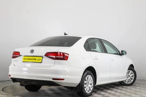 Седан Volkswagen Jetta 2017 года, 900000 рублей, Пермь