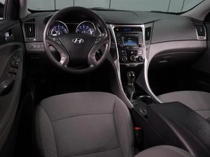 Седан Hyundai Sonata 2014 года, 1369000 рублей, Воронеж