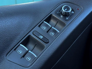 Внедорожник Volkswagen Tiguan 2011 года, 1599000 рублей, Кропоткин