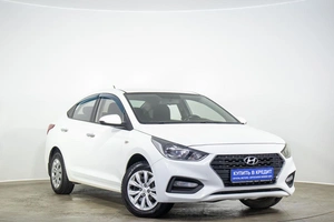 Седан Hyundai Solaris 2018 года, 1049000 рублей, Оренбург