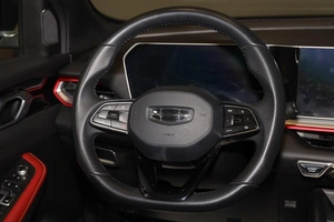 Внедорожник Geely Coolray 2023 года, 2299000 рублей, Новосибирск