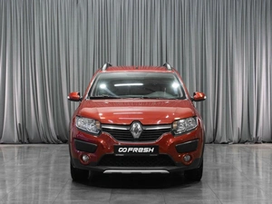 Хетчбэк Renault Sandero Stepway 2017 года, 975000 рублей, Тюмень