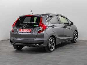 Хетчбэк Honda Fit 2018 года, 1200000 рублей, Красноярск