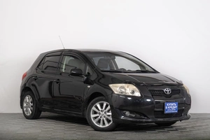 Хетчбэк Toyota Auris 2007 года, 699000 рублей, Томск