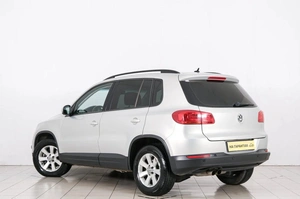 Внедорожник Volkswagen Tiguan 2013 года, 1299000 рублей, Красноярск