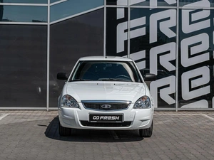 Седан ВАЗ (LADA) Priora 2018 года, 750000 рублей, Краснодар