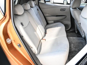 Хетчбэк Nissan Leaf 2016 года, 1197000 рублей, Кирилловка