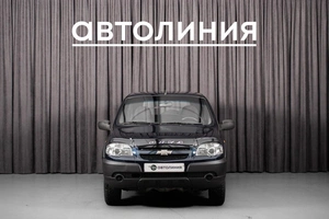 Внедорожник Chevrolet Niva 2011 года, 490000 рублей, Красноярск