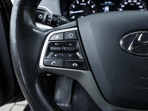 Седан Hyundai Solaris 2018 года, 1148000 рублей, Ставрополь