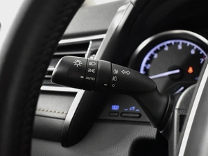Седан Toyota Camry 2021 года, 2299900 рублей, Казань