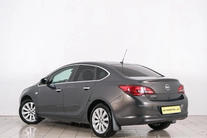 Седан Opel Astra 2013 года, 789000 рублей, Красноярск