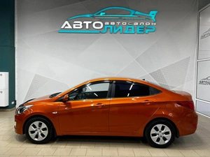 Седан Hyundai Solaris 2015 года, 949000 рублей, Красноярск