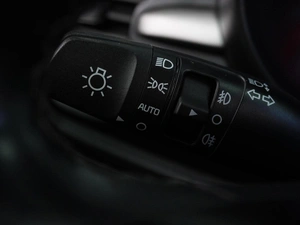 Хетчбэк Kia Rio X-Line 2018 года, 1524000 рублей, Воронеж