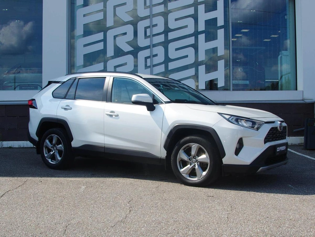 Внедорожник Toyota RAV4 2021 года, 3185000 рублей, Владимир