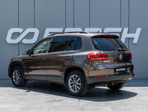Внедорожник Volkswagen Tiguan 2014 года, 1250000 рублей, Краснодар