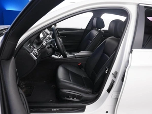 Седан BMW 5 серия 2013 года, 1799999 рублей, Москва