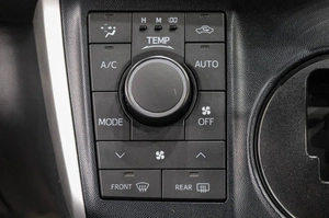 Минивэн Toyota Wish 2011 года, 1199000 рублей, Новокузнецк