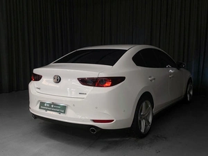 Седан Mazda 3 2020 года, 1800000 рублей, Красноярск