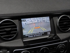 Внедорожник Land Rover Discovery 2015 года, 2490000 рублей, Тюмень