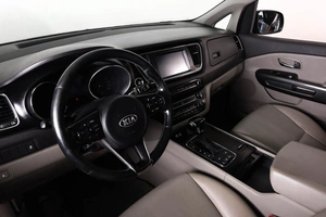 Минивэн Kia Carnival 2017 года, 2519000 рублей, Пермь
