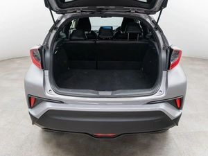 Внедорожник Toyota C-HR 2017 года, 1849000 рублей, Красноярск