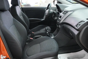 Хетчбэк Hyundai Solaris 2015 года, 949000 рублей, Омск