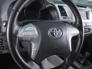 Пикап Toyota Hilux 2013 года, 1410000 рублей, Ростов-на-Дону