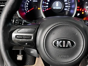 Седан Kia Optima 2015 года, 1470000 рублей, Нижневартовск