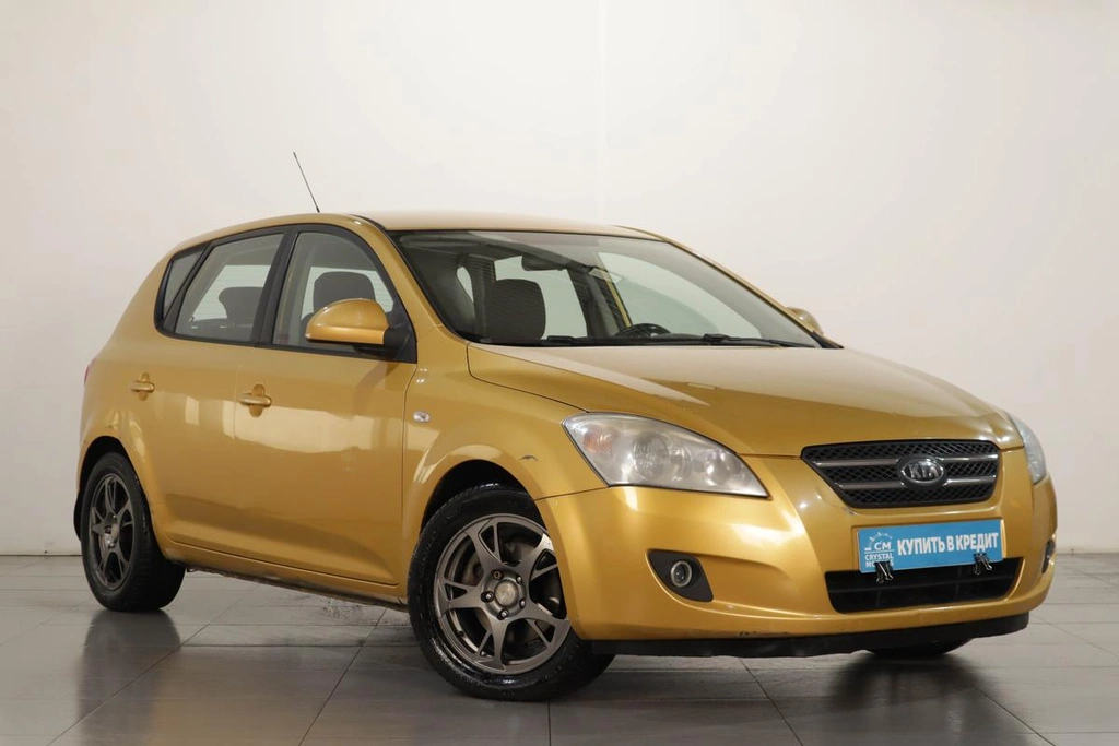 Хетчбэк Kia Ceed 2009 года, 639000 рублей, Челябинск