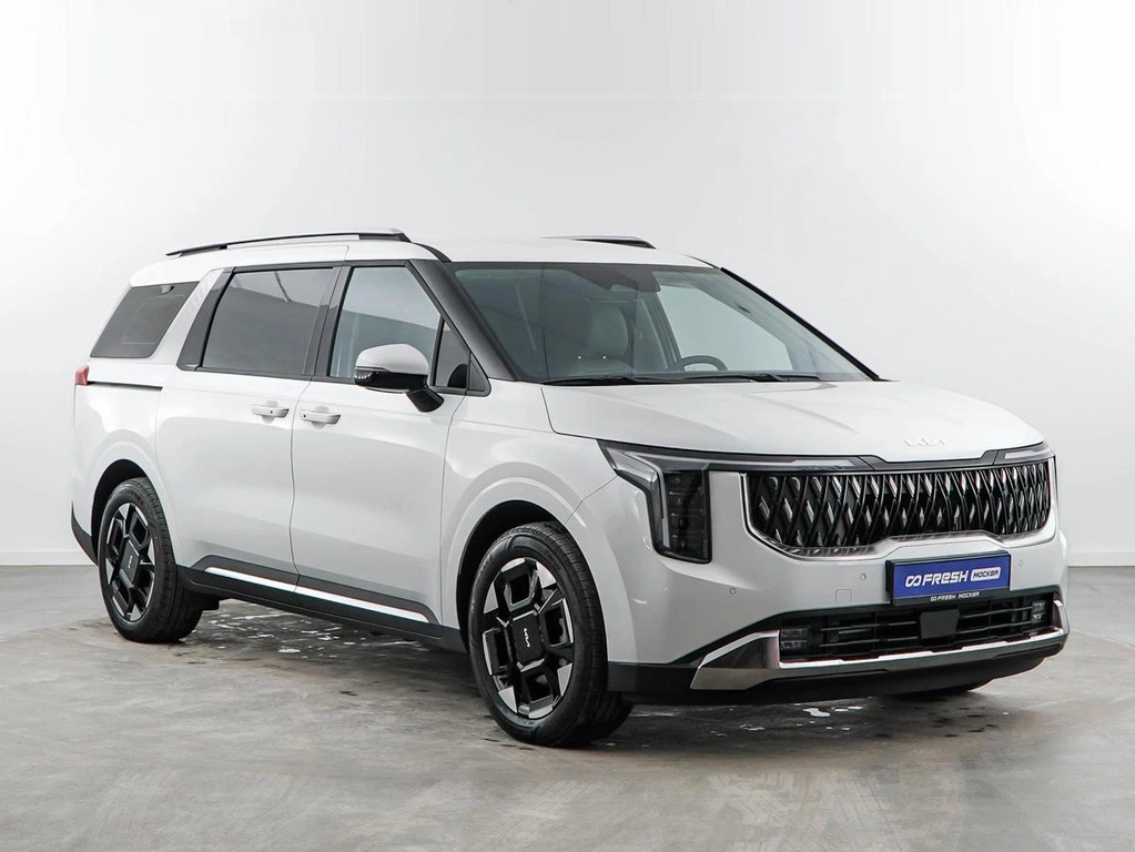 Минивэн Kia Carnival 2025 года, 6098999 рублей, Москва