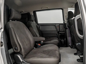 Минивэн Honda Freed 2012 года, 1075000 рублей, Красноярск