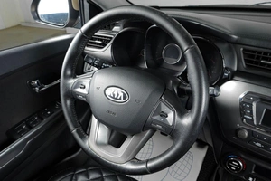 Седан Kia Rio 2012 года, 759000 рублей, Тюмень