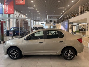 Седан Renault Logan 2014 года, 835000 рублей, Орёл