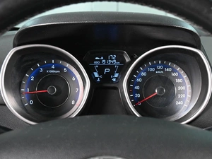 Седан Hyundai Avante 2012 года, 1269000 рублей, Аксай