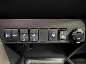 Внедорожник Toyota RAV4 2014 года, 1730000 рублей, Красноярск