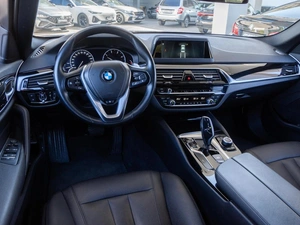 Седан BMW 5 серия 2018 года, 3299000 рублей, Волгоград