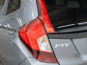 Хетчбэк Honda Fit 2018 года, 1230000 рублей, Красноярск