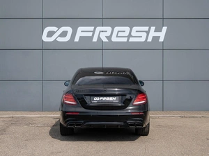 Седан Mercedes-benz E-класс 2018 года, 3200000 рублей, Краснодар