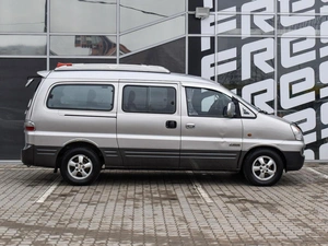 Hyundai Starex 2.5 D 4WD MT (140 л.с.) 2006г. 2006 года, 1065000 рублей, Краснодар