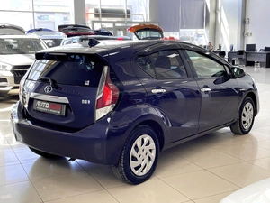 Хетчбэк Toyota Aqua 2015 года, 987000 рублей, Солонцы