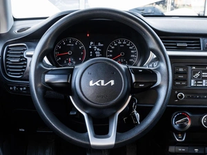 Седан Kia Rio 2021 года, 1590000 рублей, Ставрополь