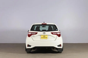 Хетчбэк Toyota Vitz 2019 года, 1129000 рублей, Новосибирск