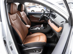 Внедорожник Chery Tiggo 8 Pro e+ 2023 года, 1999000 рублей, Краснодар