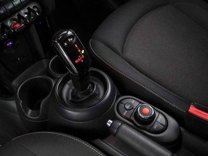 Хетчбэк MINI Cooper 2018 года, 1298077 рублей, Москва