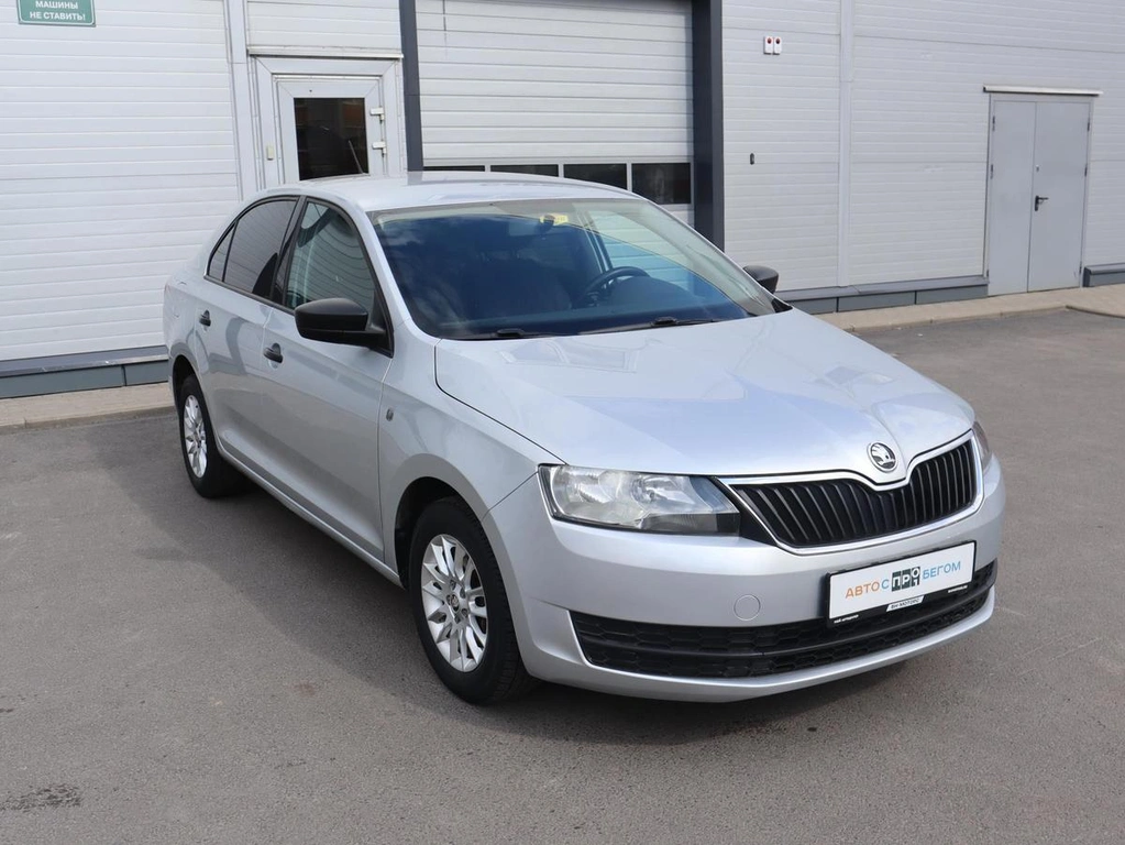 Хэтчбек Skoda Rapid 2017 года, 1140000 рублей, Железногорск